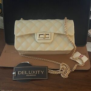 Deluxity Cream Quilted Crossbody Bag